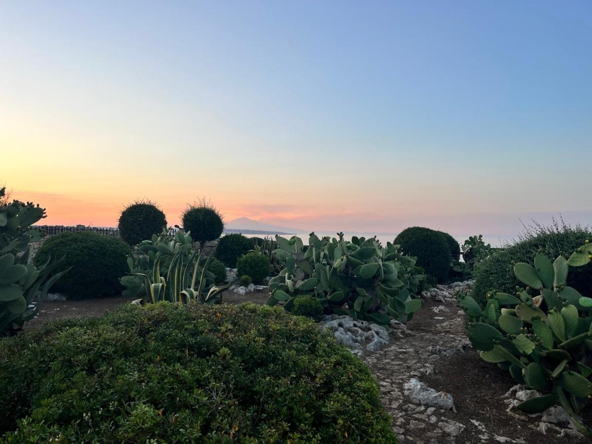 Villa Sebastian- Incomparabile Vista Sul Mare Plemmirio Buitenkant foto