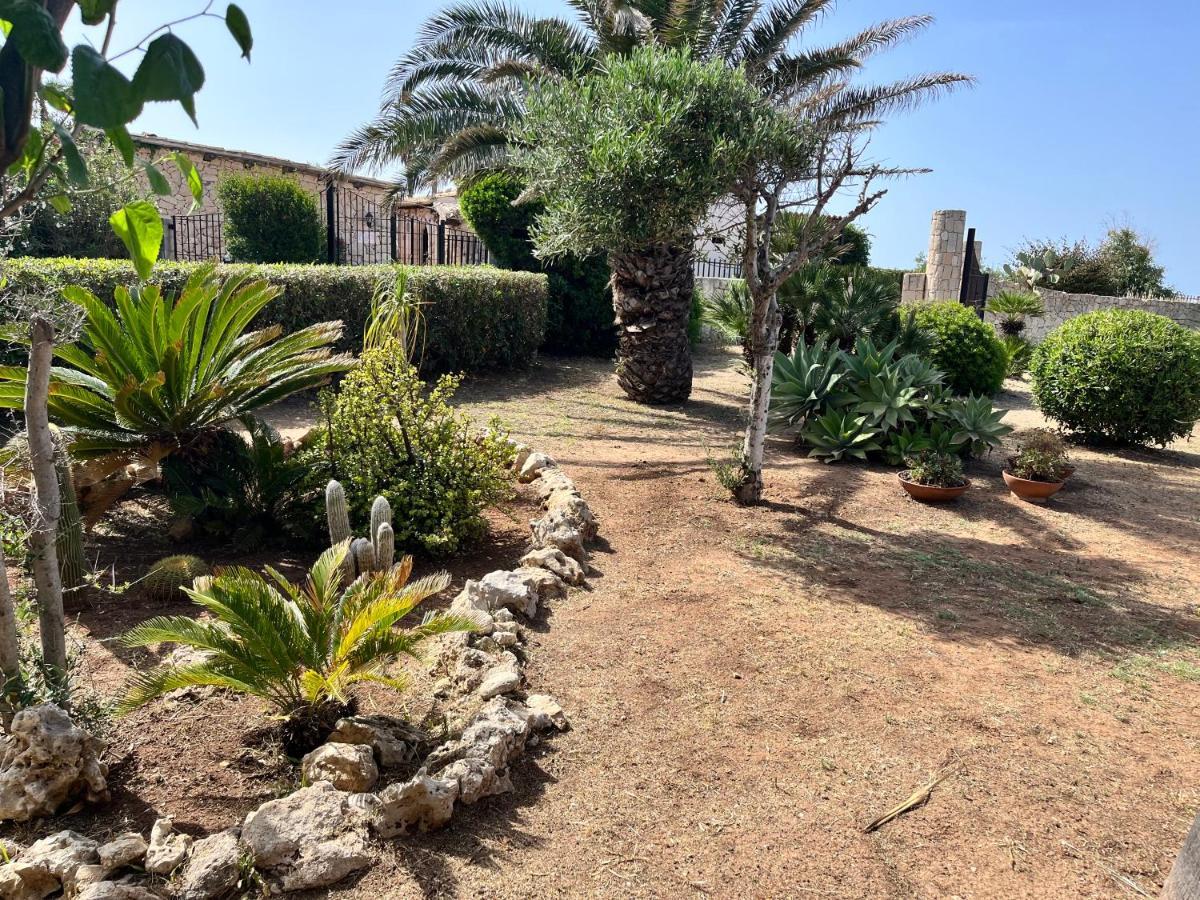 Villa Sebastian- Incomparabile Vista Sul Mare Plemmirio Buitenkant foto